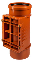KG-Reinigungsrohr aus PVC DN 200 mit eckiger Reinigungsoeffnung